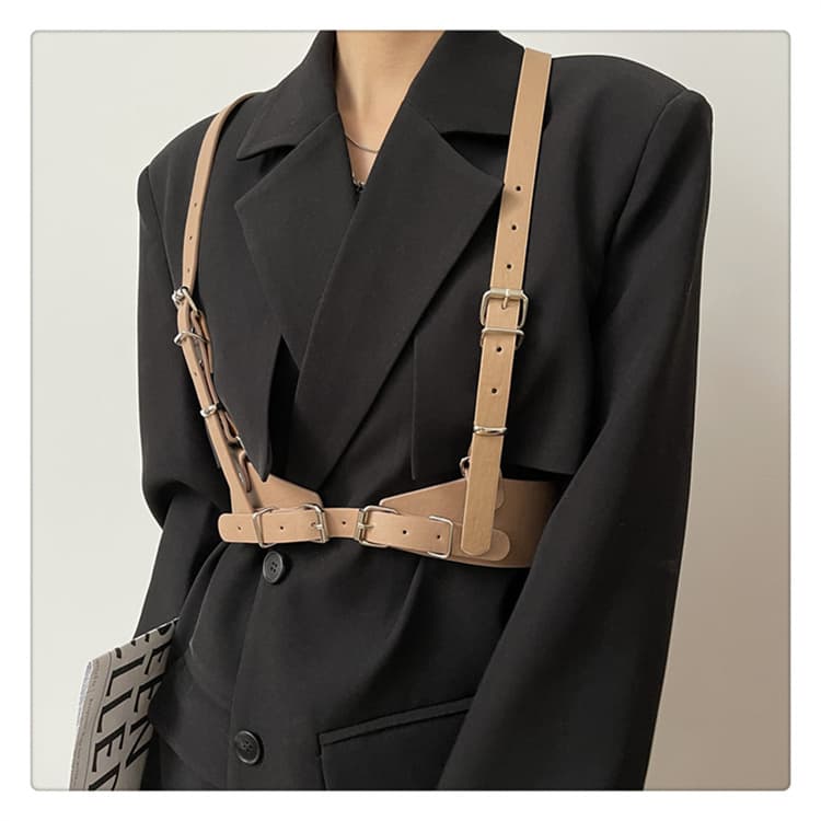 パンクファッション ハーネス風装飾ベルト