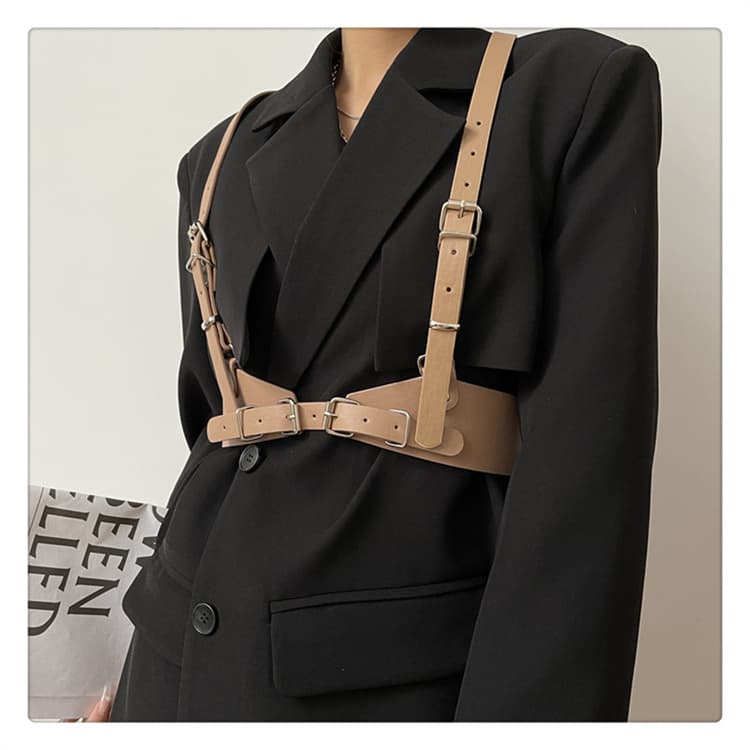 パンクファッション ハーネス風装飾ベルト