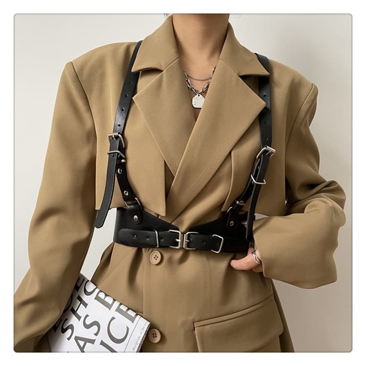 パンクファッション ハーネス風装飾ベルト