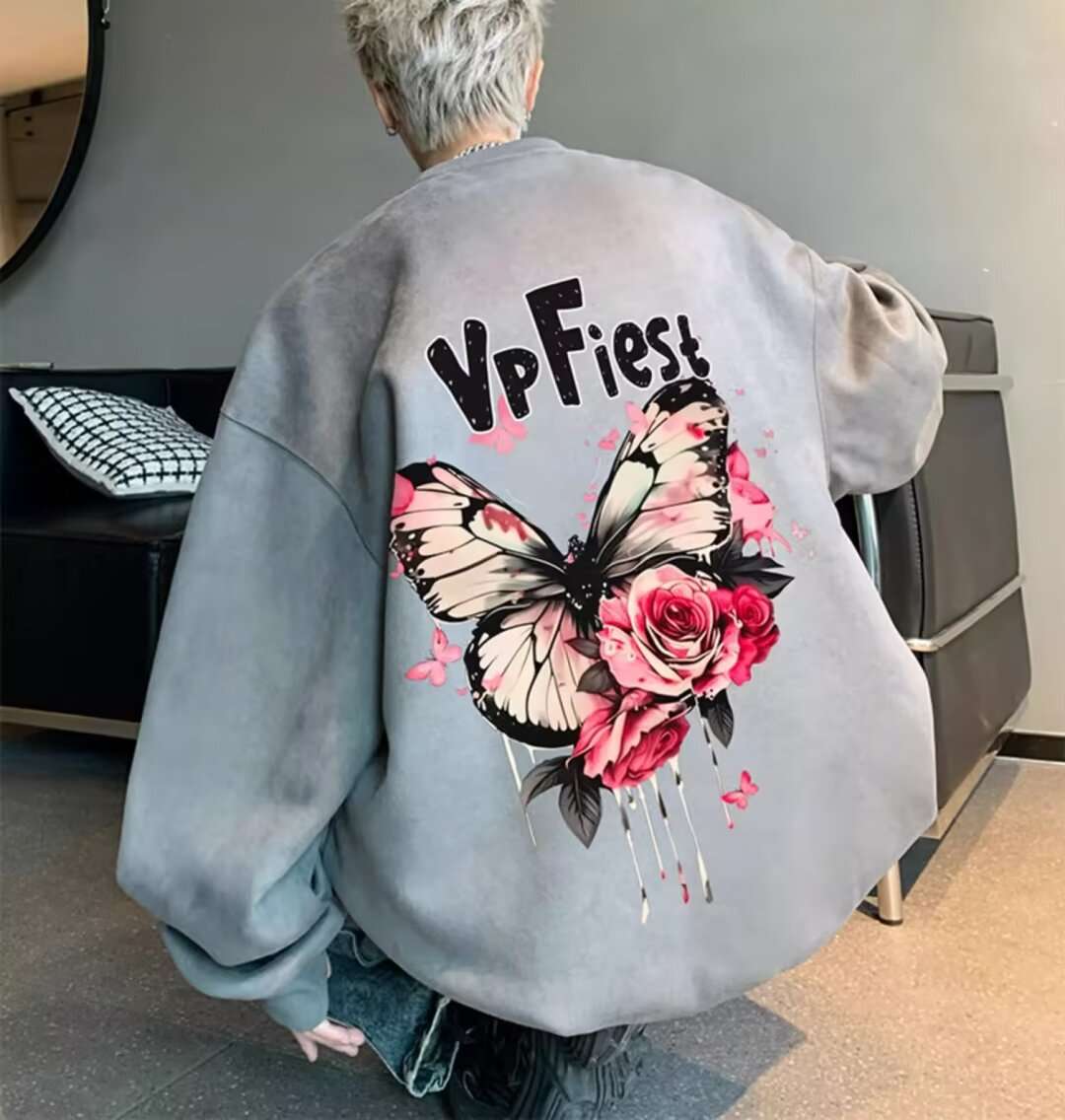 パンクファッション  蝶と薔薇プリント オーバーサイズトップス